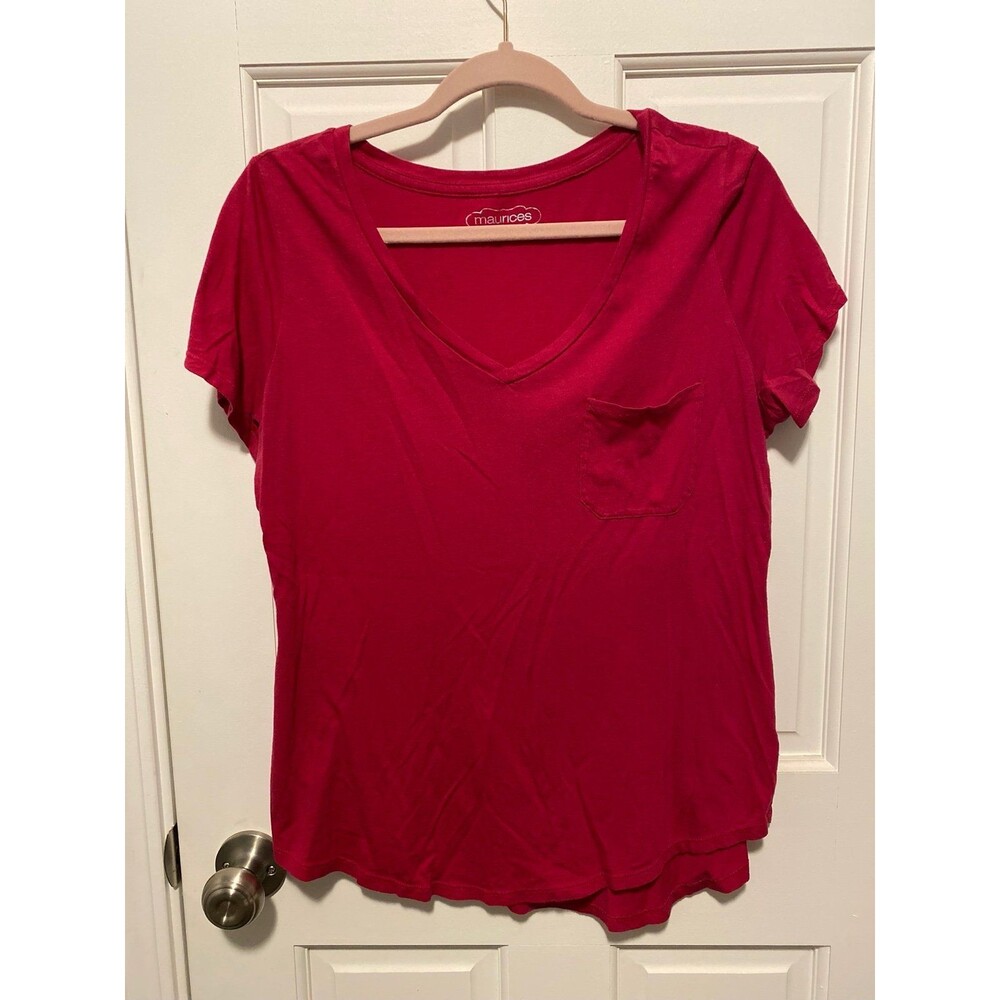 Maurices Berry Pink V-neck Shirt Womens Size L